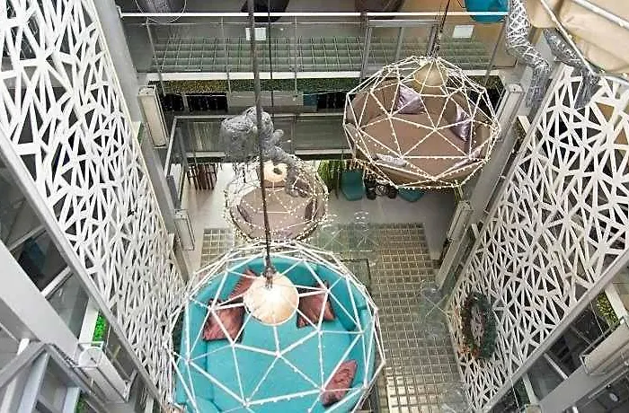Ark Center Отель Манила